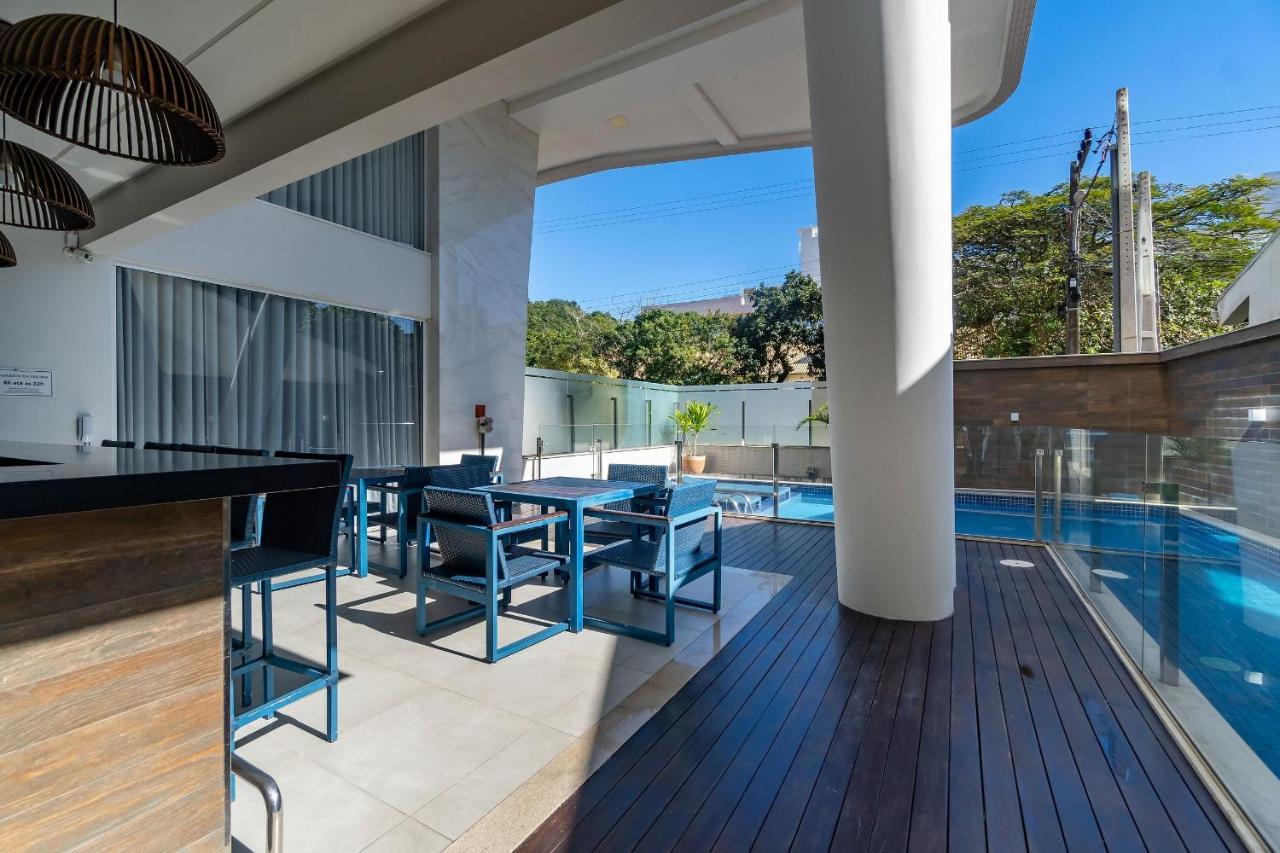 Ampla Cobertura Duplex Em Condominio Com Piscina Бомбиньяс Экстерьер фото