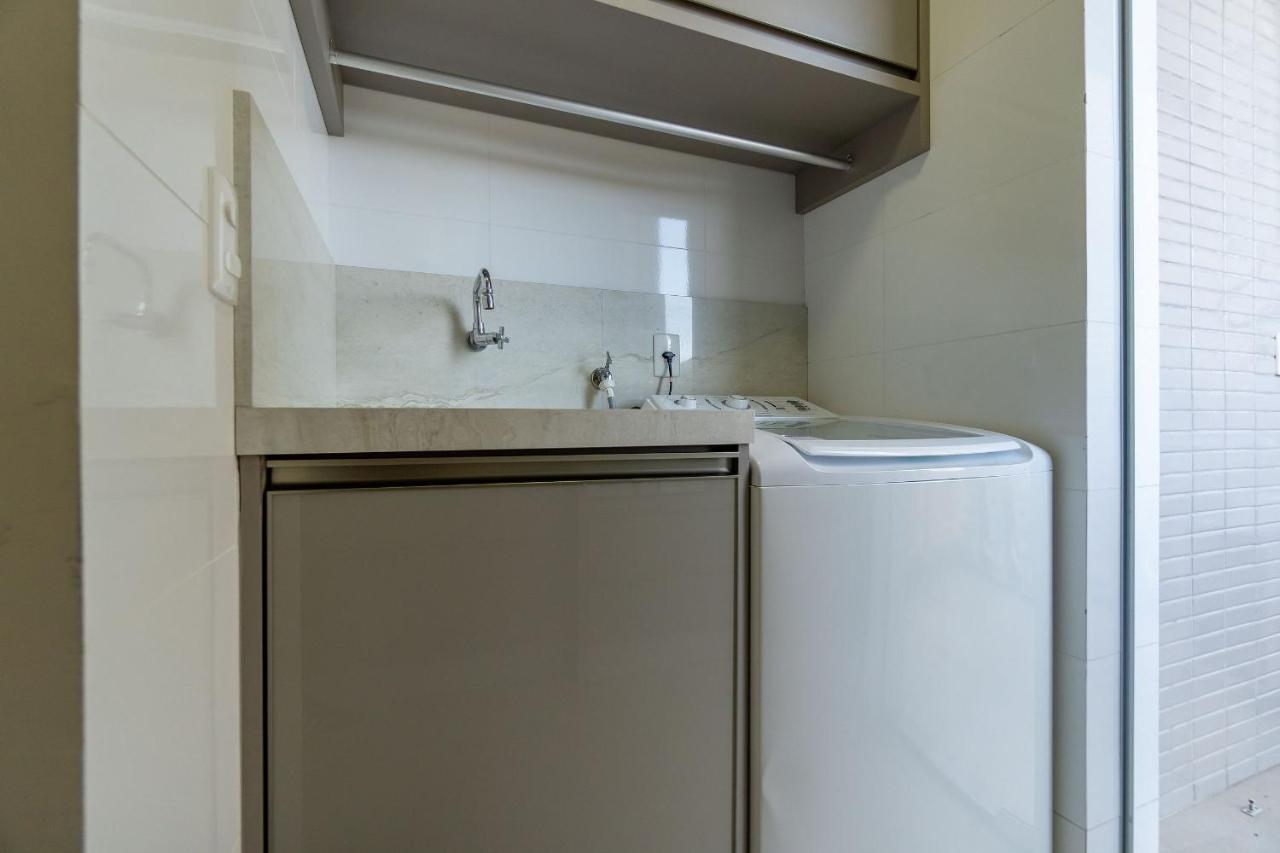 Ampla Cobertura Duplex Em Condominio Com Piscina Бомбиньяс Экстерьер фото